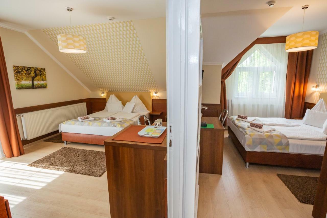 Hotel Pavai Hajdúszoboszló Eksteriør billede